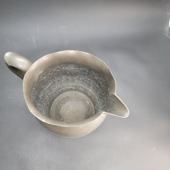 R. H. Macy & Company Pewter Pitcher Vintage Metal Rustic Water Vase CR611 - Picture 6 of 8